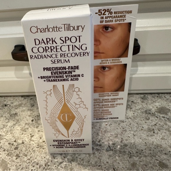 Charlotte Tilbury Dark Spot Correcting Radiance Recovery Serum 30ml - Picture 10 of 12